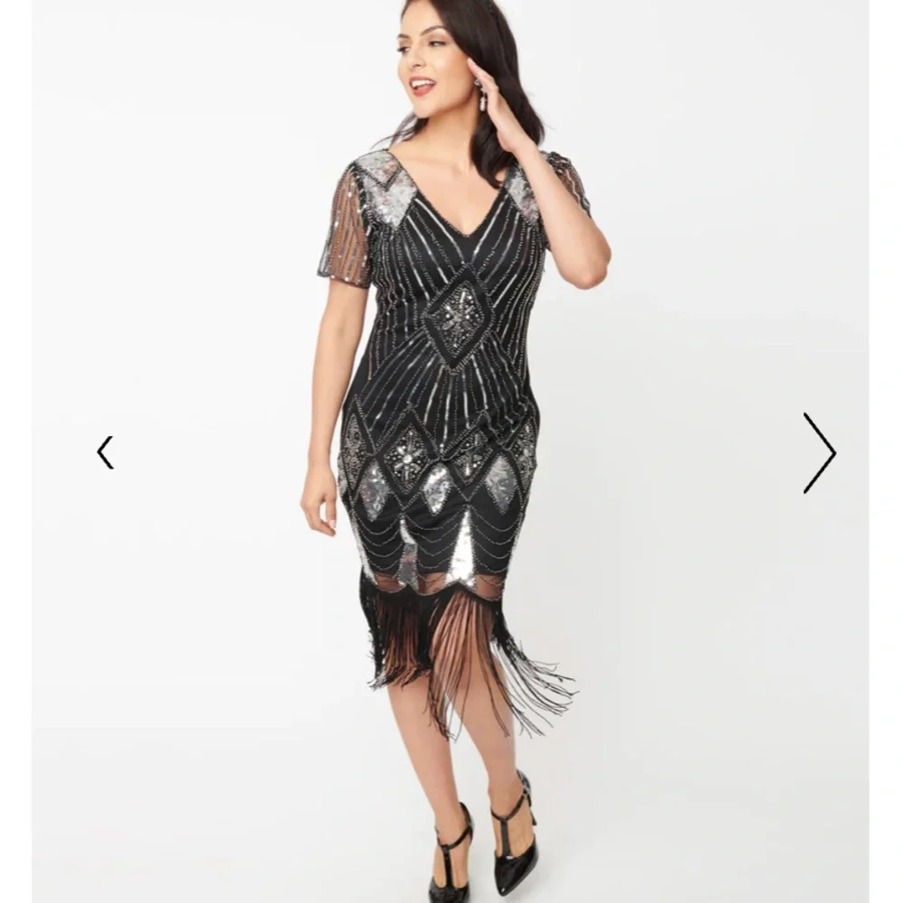 Unique Vintage NWT 1920s Silver Sequin & Black Fringe Katriane‎ Flapper Dress